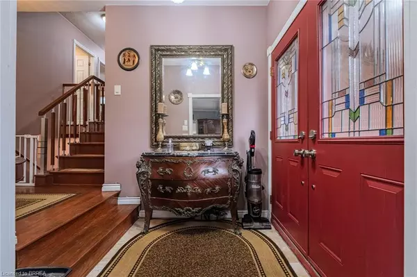 Hamilton, ON L0R 1J0,2104 Governors Road