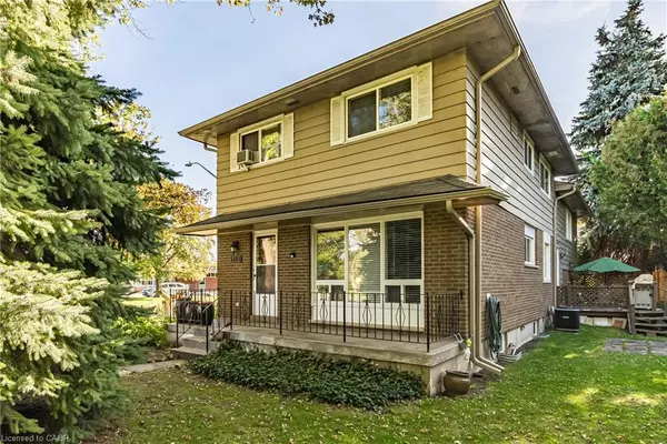 Oakville, ON L6L 3L1,214 Vance Drive