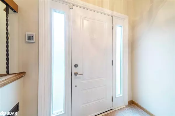 Barrie, ON L4N 4K7,99 Marshall Street