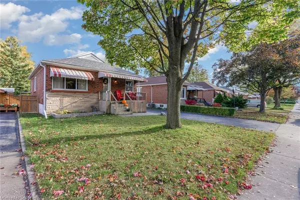 55 East 44th Street, Hamilton, ON L8T 3G8