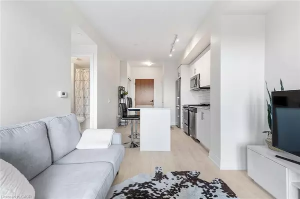 Oakville, ON L6M 5P4,509 Dundas Street W #621