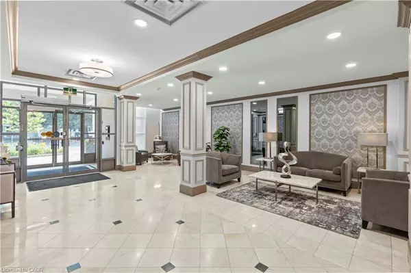 Burlington, ON L7S 2L7,442 Maple Avenue #401