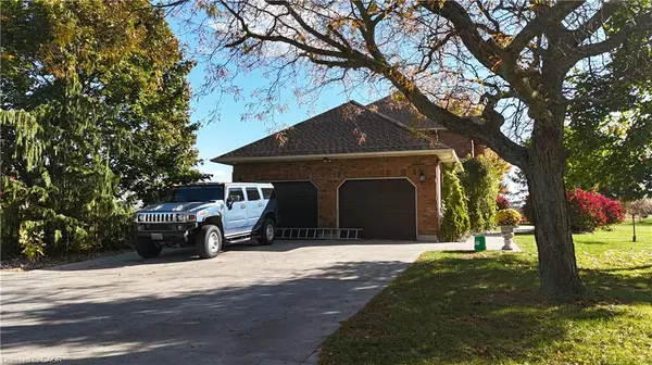 Dunnville, ON N1A 2W2,75590 Regional Road 45