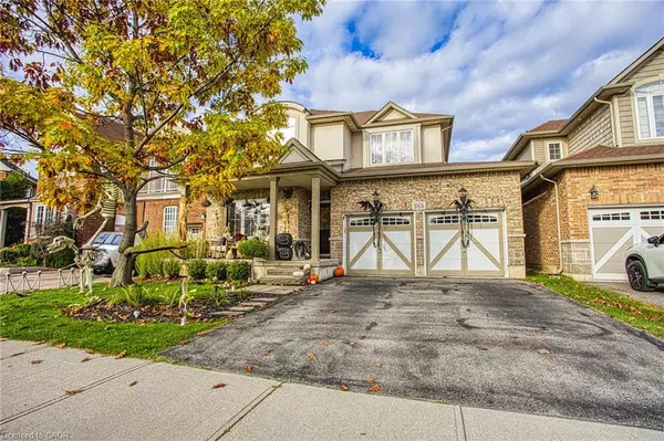 265 Montreal Circle, Stoney Creek, ON L8E 0C6