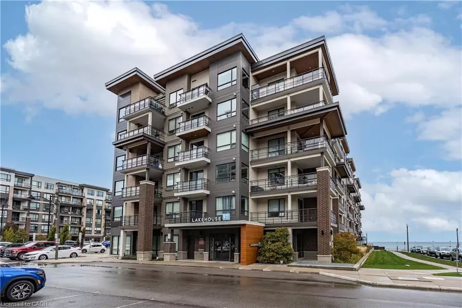 10 Esplanade Lane #616, Grimsby, ON L3M 0H1