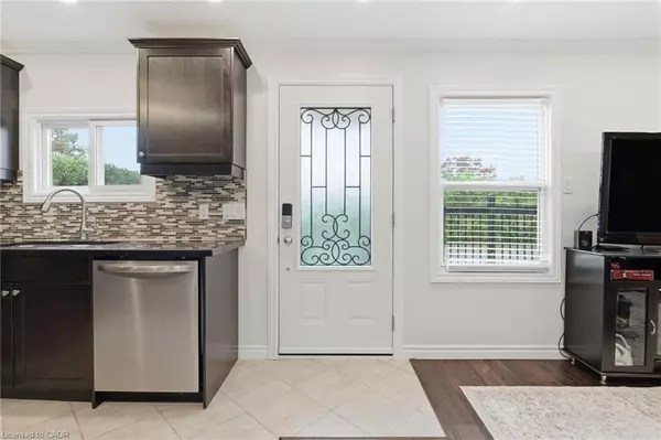 Hamilton, ON L8H 3E7,564 Walmer Road