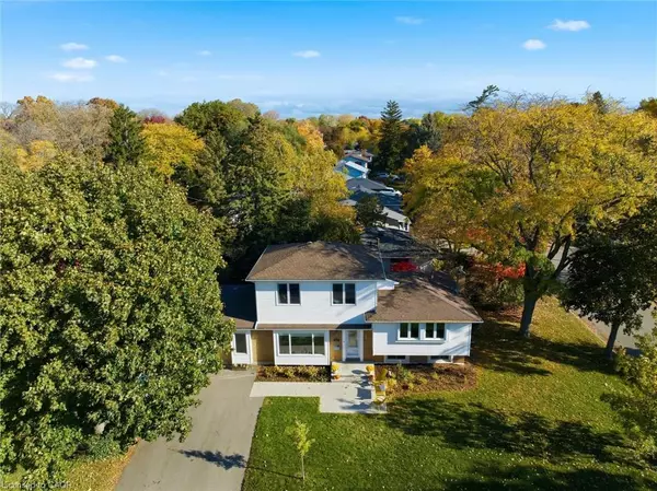 5188 Cedarbrook Crescent, Burlington, ON L7L 3R1