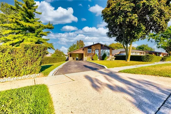 Cambridge, ON N1R 5Y8,53 Moscrip Road