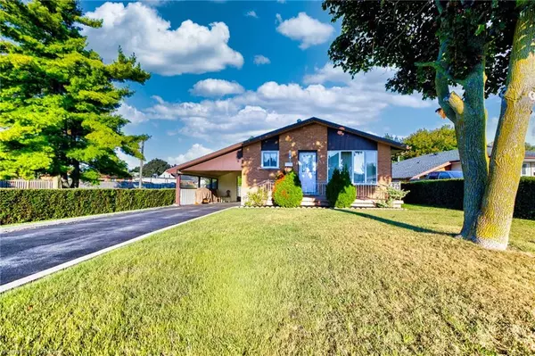 Cambridge, ON N1R 5Y8,53 Moscrip Road