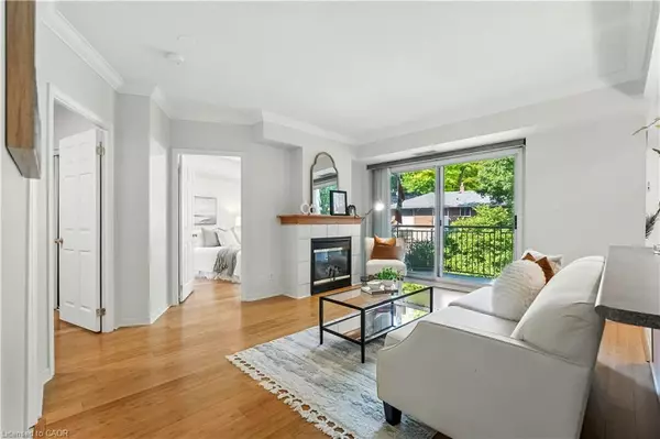 24 Chapel Street #206, Georgetown, ON L7G 6A7