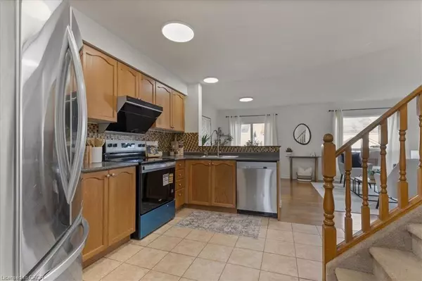 Waterloo, ON N2K 4L6,724 Angler Way