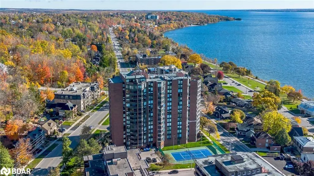 181 Collier Street #206, Barrie, ON L4M 5L6