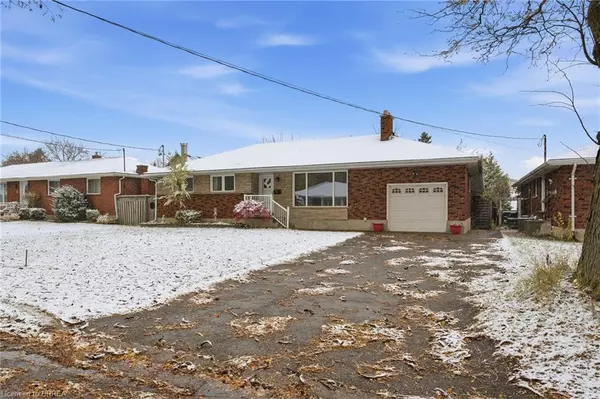 9 Waddington Street, Brantford, ON N3R 2R2