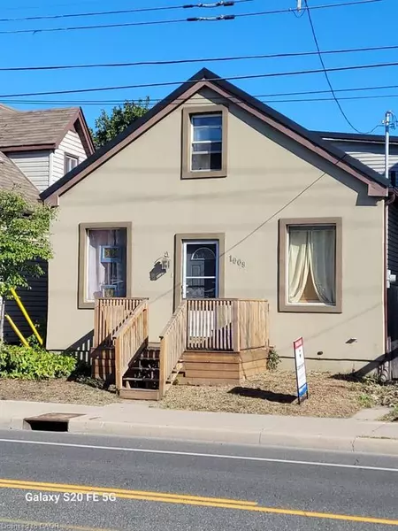 1009 Cannon Street E, Hamilton, ON L8L 2H4