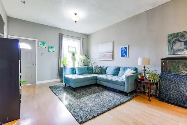 Hamilton, ON L8L 2H4,1009 Cannon Street E