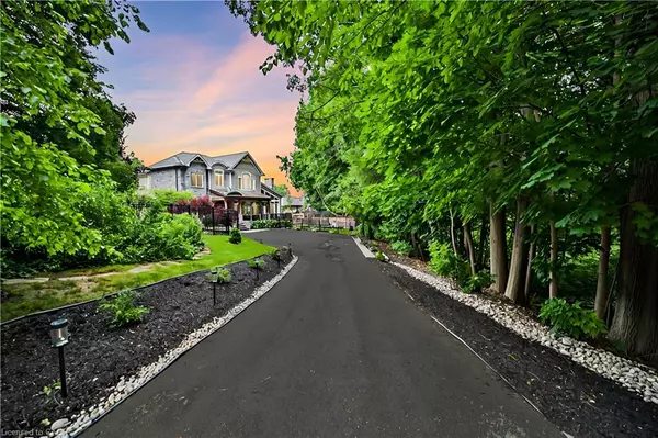 Burlington, ON L7T 2N4,298 Shoreview Road