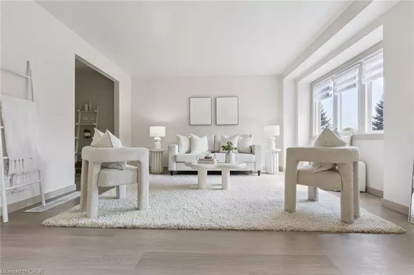 Waterloo, ON N2K 1S5,89 Woolwich Street #27