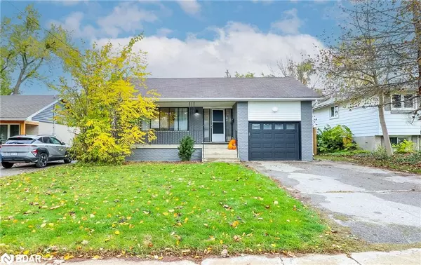 14 Steel Street, Barrie, ON L4M 2E5