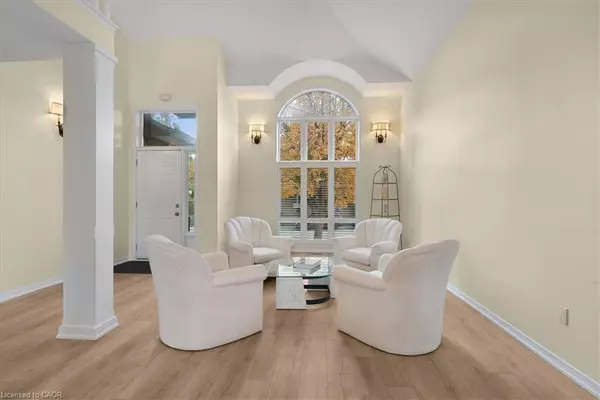 Hamilton, ON L9B 2K9,90 Westlawn Drive