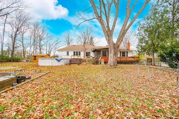 Oakville, ON L6M 4H3,3364 Burnhamthorpe Road W