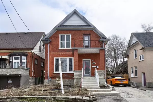 Kitchener, ON N2G 3H7,147 Benton Street #1