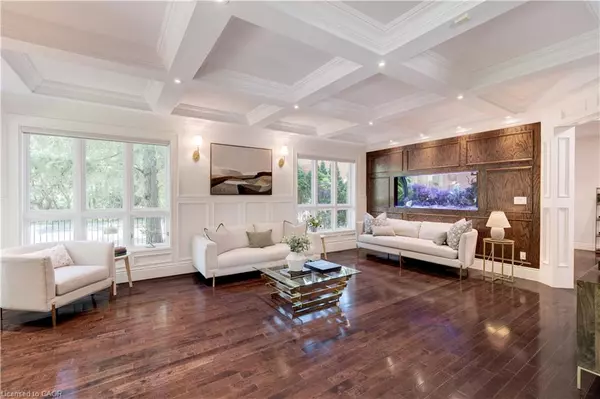 Burlington, ON L7L 2X1,106 Appleby Place