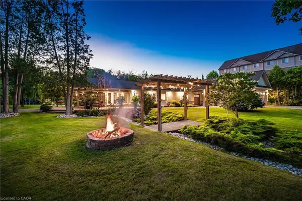 Kitchener, ON N2A 0C2,882-888 Fairway Road N