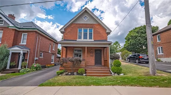 30 Lyons Avenue, Brantford, ON N3R 4P9