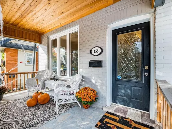 Hamilton, ON L8P 4L9,458 Dundurn Street S