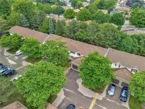 Waterloo, ON N2K 3R3,476 Kingscourt Drive #19