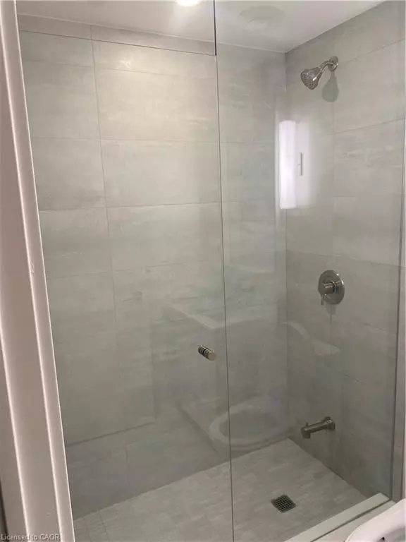 Toronto, ON M4P 1V7,110 Broadway Avenue #312