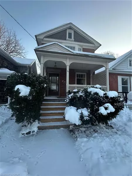 43 Mcnaughton Street, Cambridge, ON N1R 1Z2