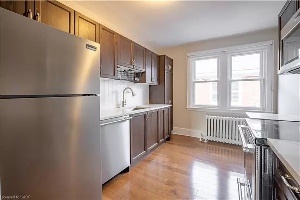 Hamilton, ON L8N 2E4,366 John Street S #14