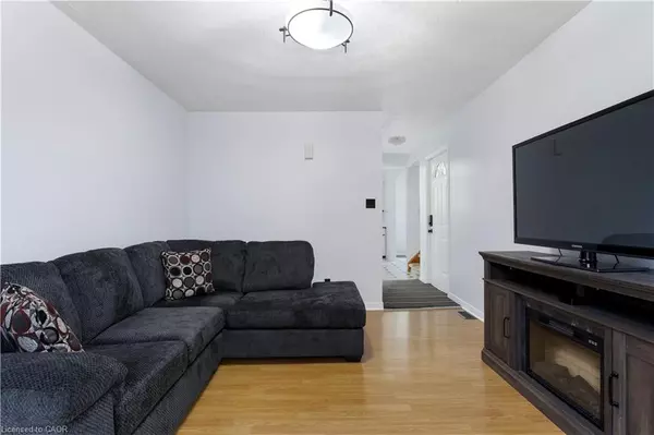 Cambridge, ON N1S 2R2,43 Middleton Street