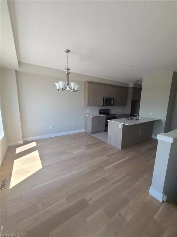 London, ON N5V 0C5,177 Edgevalley Road #160