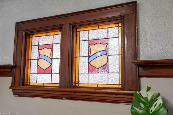 Hamilton, ON L8K 2L7,228 Province Street S