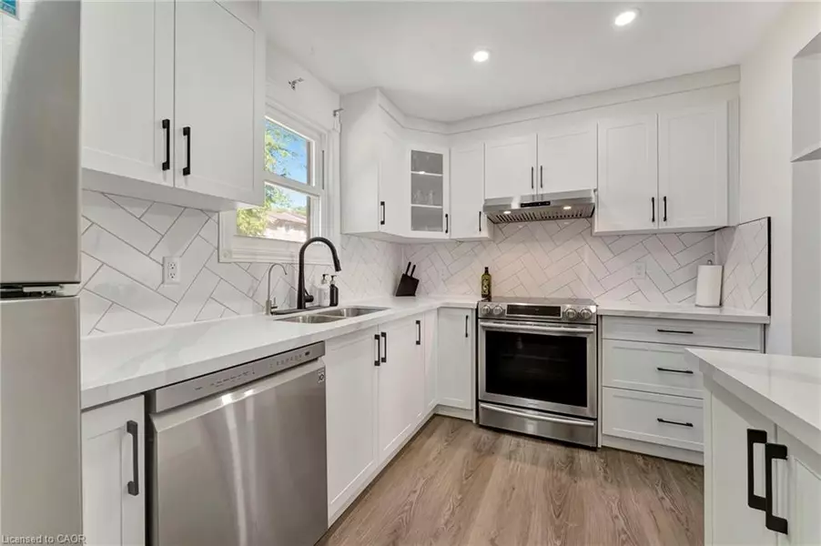 175 Cedar Street #37, Cambridge, ON N1S 4X9