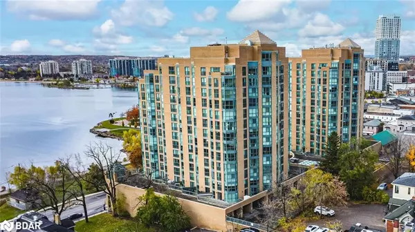 150 Dunlop Street E #1103, Barrie, ON L4M 6H1