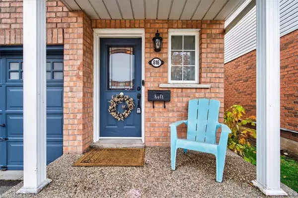 Burlington, ON L7L 7A1,616 Iris Court