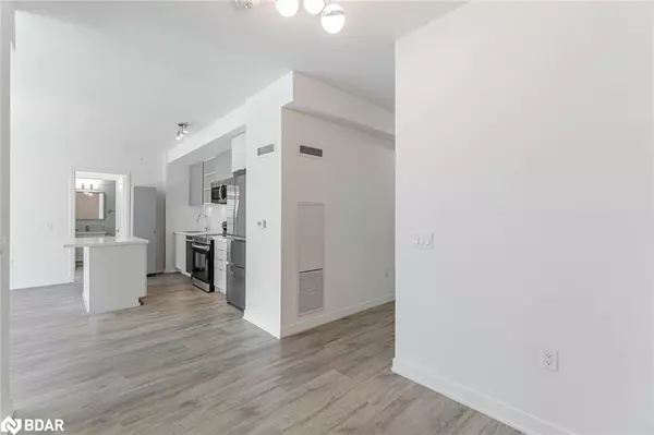 Mississauga, ON L5M 2E3,4677 Glen Erin Drive #207