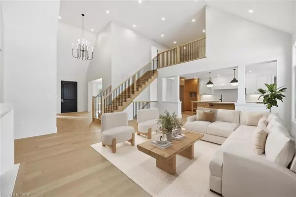 5 Prato Verde Lane, Flamborough, ON N0B 2K0