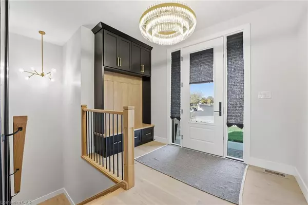 Aylmer, ON N5H 0A1,48 Rebecca Drive