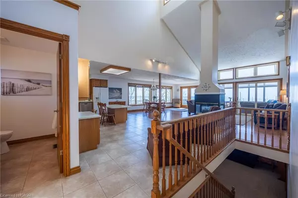 Port Dover, ON N0A 1N7,16 Dean Avenue