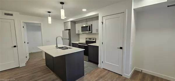 Kitchener, ON N2G 0G6,31 Mill Street #57