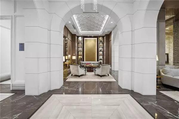 Oakville, ON L6J 0G2,300 Randall Street #PH1