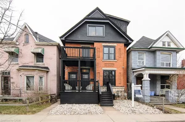 Hamilton, ON L8L 5L1,249 Emerald Street N #3