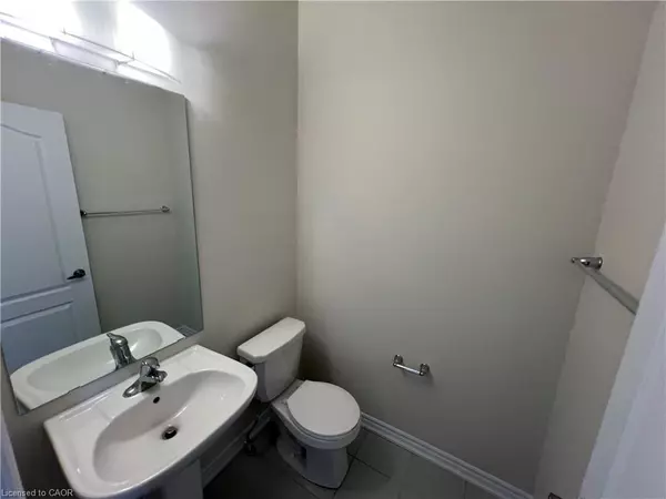 Thorold, ON L2V 0L1,151 Vanilla Trail