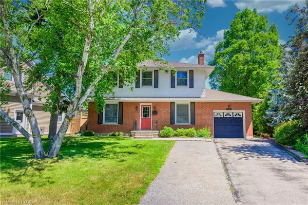 Oakville, ON L6L 1V5,2471 Meadowood Crescent