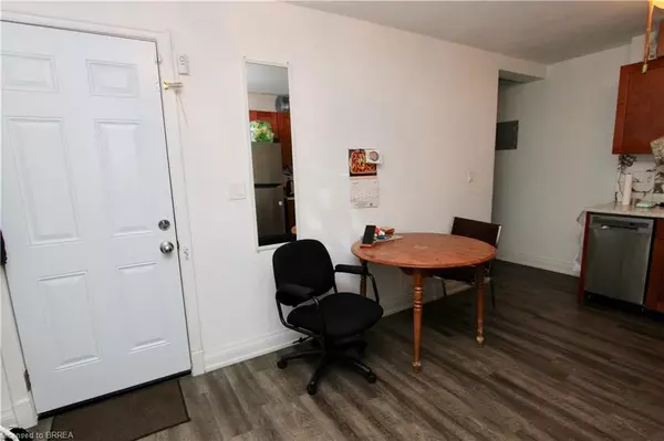 Simcoe, ON N3Y 3S4,72 Kent Street N #4