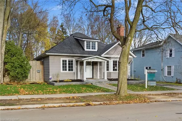 Waterdown, ON L9H 2L4,160 Mill Street N